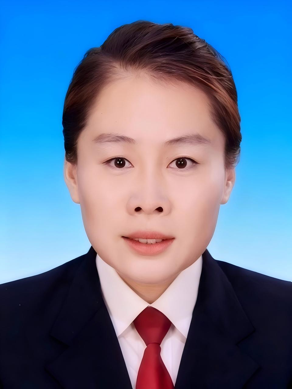 闫莹