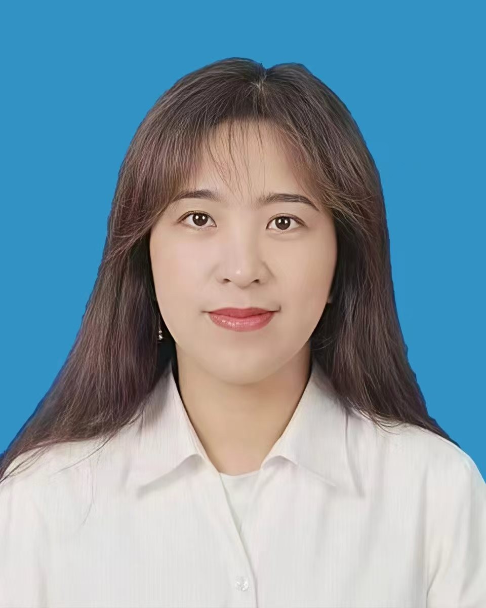 邓国新